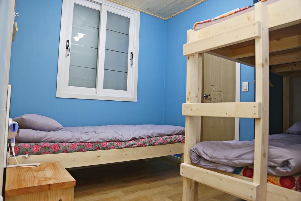 Op 102 Guesthouse Gyeongju Extérieur photo